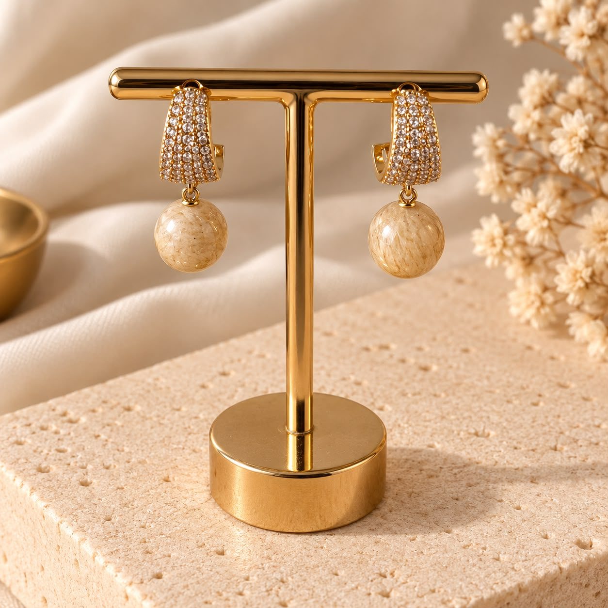 Brinco de Ágata Natural e Zircônias banhado em Ouro 18k