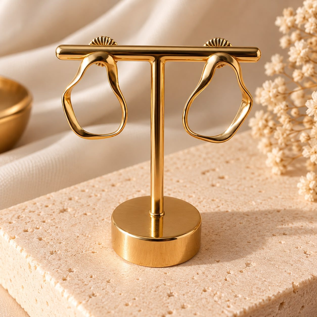 Brinco Orgânico banhado em Ouro 18k